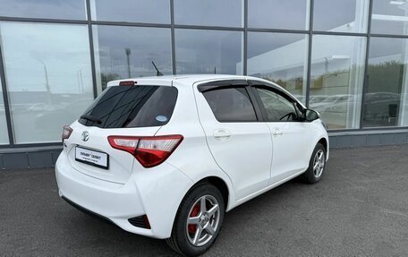 Toyota Vitz, 2019 год, 1 050 000 рублей, 2 фотография