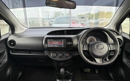 Toyota Vitz, 2019 год, 1 050 000 рублей, 11 фотография