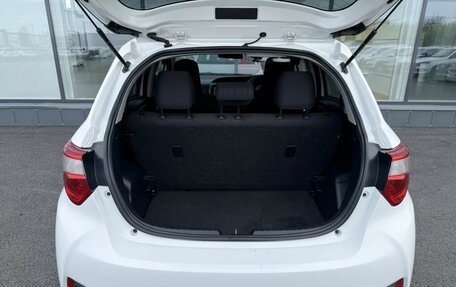 Toyota Vitz, 2019 год, 1 050 000 рублей, 16 фотография