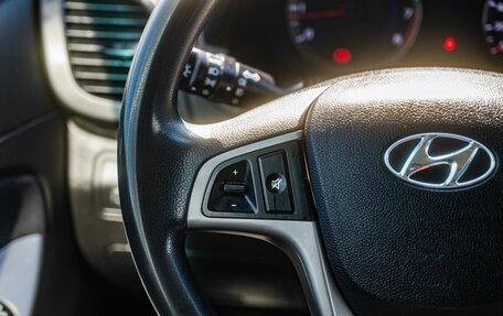 Hyundai Solaris II рестайлинг, 2016 год, 970 000 рублей, 17 фотография