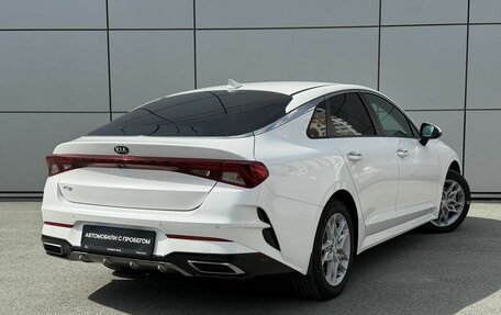 KIA K5, 2021 год, 2 300 000 рублей, 8 фотография