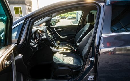 Opel Astra J, 2013 год, 600 000 рублей, 11 фотография