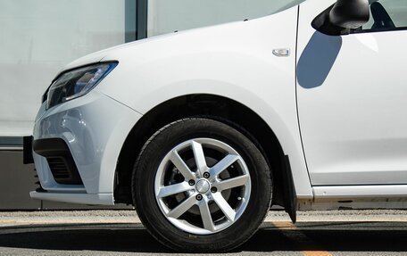Renault Logan II, 2019 год, 850 000 рублей, 9 фотография