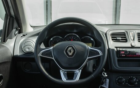 Renault Logan II, 2019 год, 850 000 рублей, 14 фотография