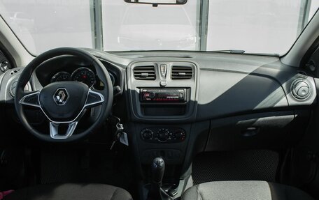 Renault Logan II, 2019 год, 850 000 рублей, 13 фотография