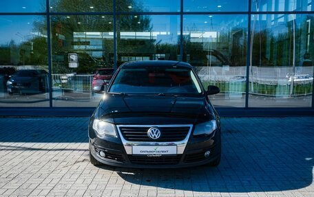 Volkswagen Passat B6, 2005 год, 540 000 рублей, 3 фотография