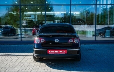 Volkswagen Passat B6, 2005 год, 540 000 рублей, 4 фотография