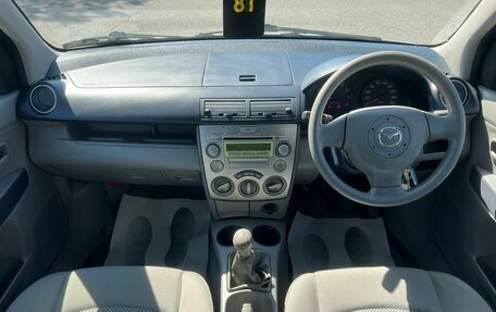 Mazda Demio III (DE), 2002 год, 399 000 рублей, 15 фотография