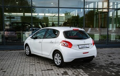 Peugeot 208 II, 2014 год, 672 300 рублей, 6 фотография