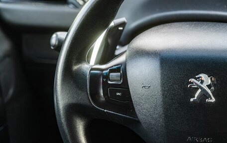 Peugeot 208 II, 2014 год, 672 300 рублей, 18 фотография