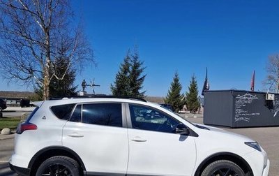 Toyota RAV4, 2018 год, 2 360 000 рублей, 1 фотография