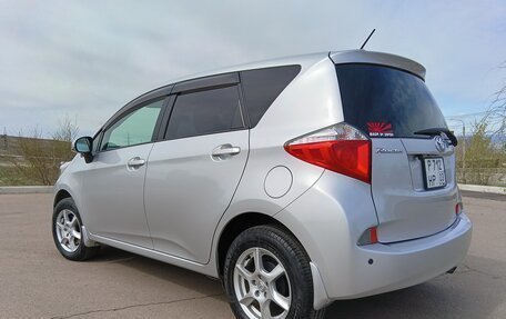 Toyota Ractis II, 2011 год, 1 100 000 рублей, 6 фотография