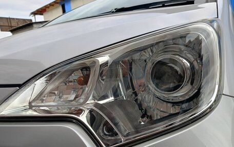 Toyota Ractis II, 2011 год, 1 100 000 рублей, 20 фотография