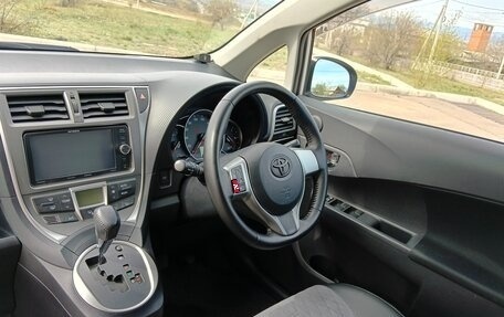 Toyota Ractis II, 2011 год, 1 100 000 рублей, 33 фотография
