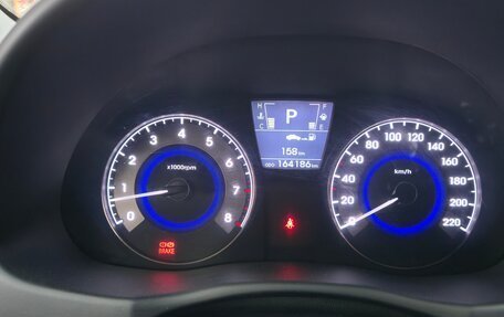 Hyundai Solaris II рестайлинг, 2012 год, 900 000 рублей, 11 фотография