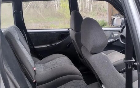Chevrolet Niva I рестайлинг, 2004 год, 270 000 рублей, 8 фотография