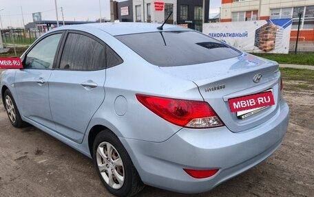 Hyundai Solaris II рестайлинг, 2012 год, 900 000 рублей, 6 фотография