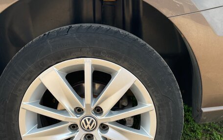 Volkswagen Polo VI (EU Market), 2015 год, 1 300 000 рублей, 10 фотография