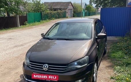 Volkswagen Polo VI (EU Market), 2015 год, 1 300 000 рублей, 2 фотография