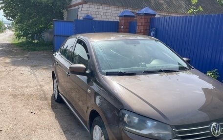 Volkswagen Polo VI (EU Market), 2015 год, 1 300 000 рублей, 3 фотография