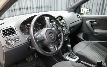 Volkswagen Polo VI (EU Market), 2012 год, 998 000 рублей, 16 фотография