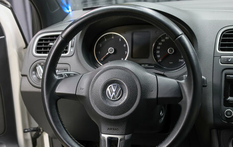 Volkswagen Polo VI (EU Market), 2012 год, 998 000 рублей, 17 фотография