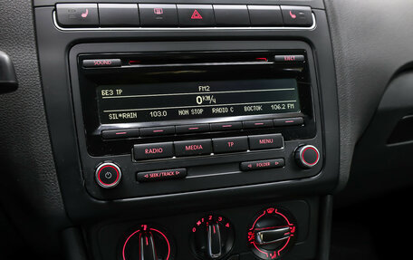 Volkswagen Polo VI (EU Market), 2012 год, 998 000 рублей, 18 фотография