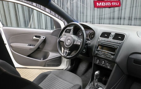 Volkswagen Polo VI (EU Market), 2012 год, 998 000 рублей, 11 фотография