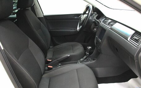 Skoda Rapid I, 2015 год, 1 028 000 рублей, 32 фотография