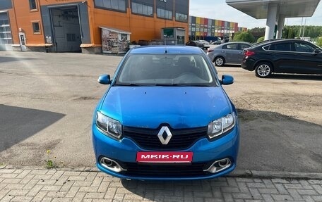 Renault Logan II, 2015 год, 350 000 рублей, 1 фотография