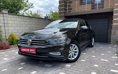Volkswagen Passat B8 рестайлинг, 2020 год, 2 350 000 рублей, 1 фотография