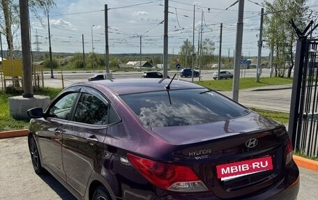 Hyundai Solaris II рестайлинг, 2012 год, 700 000 рублей, 6 фотография