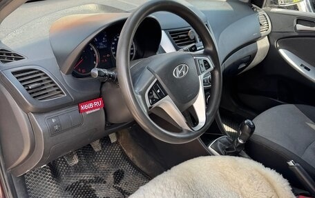 Hyundai Solaris II рестайлинг, 2012 год, 700 000 рублей, 9 фотография