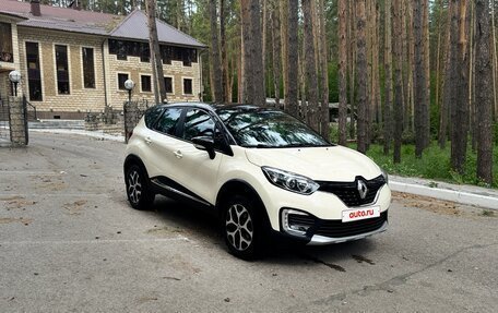 Renault Kaptur I рестайлинг, 2019 год, 1 890 000 рублей, 3 фотография