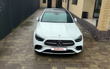 Mercedes-Benz E-Класс, 2020 год, 5 800 000 рублей, 4 фотография