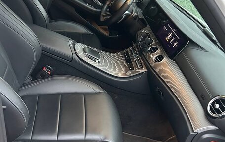 Mercedes-Benz E-Класс, 2020 год, 5 800 000 рублей, 14 фотография