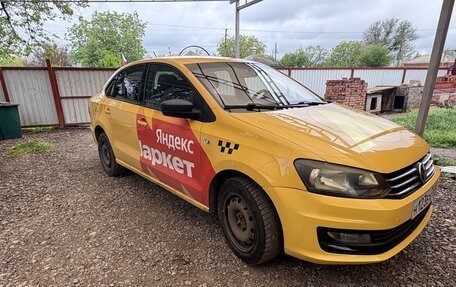 Volkswagen Polo VI (EU Market), 2018 год, 450 000 рублей, 2 фотография