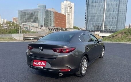 Mazda 3, 2021 год, 1 460 000 рублей, 2 фотография