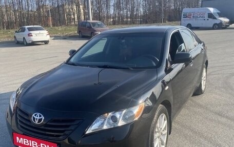Toyota Camry, 2008 год, 1 200 000 рублей, 2 фотография