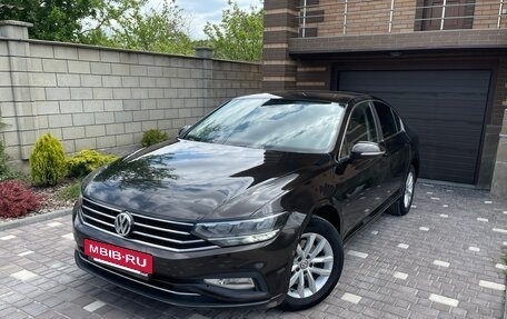 Volkswagen Passat B8 рестайлинг, 2020 год, 2 350 000 рублей, 3 фотография