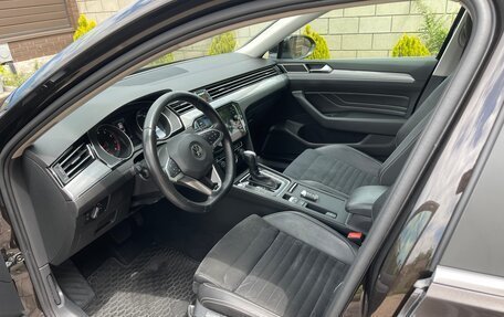 Volkswagen Passat B8 рестайлинг, 2020 год, 2 350 000 рублей, 12 фотография