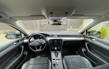 Volkswagen Passat B8 рестайлинг, 2020 год, 2 350 000 рублей, 14 фотография