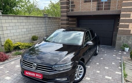 Volkswagen Passat B8 рестайлинг, 2020 год, 2 350 000 рублей, 4 фотография
