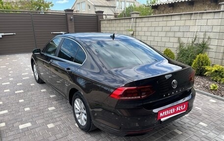 Volkswagen Passat B8 рестайлинг, 2020 год, 2 350 000 рублей, 9 фотография