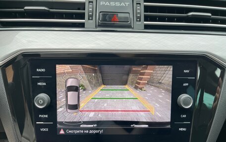 Volkswagen Passat B8 рестайлинг, 2020 год, 2 350 000 рублей, 19 фотография
