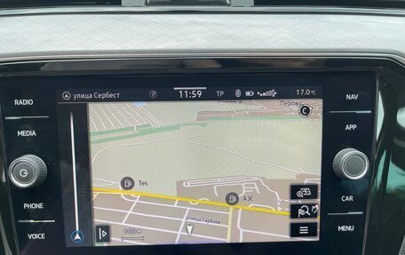 Volkswagen Passat B8 рестайлинг, 2020 год, 2 350 000 рублей, 20 фотография