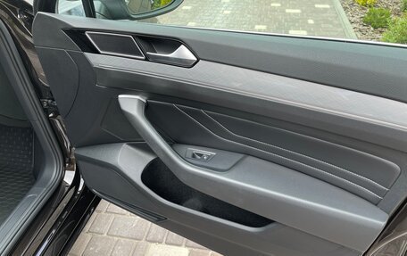 Volkswagen Passat B8 рестайлинг, 2020 год, 2 350 000 рублей, 31 фотография