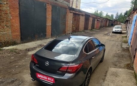 Opel Astra J, 2012 год, 700 000 рублей, 7 фотография