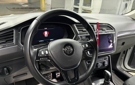 Volkswagen Tiguan II, 2018 год, 2 950 000 рублей, 10 фотография