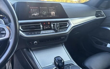 BMW 3 серия, 2019 год, 3 700 000 рублей, 8 фотография
